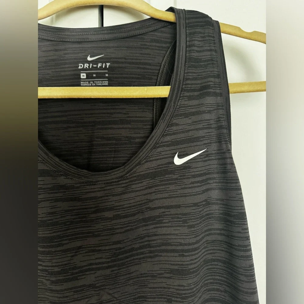 NWOT Nike dri fit tank top